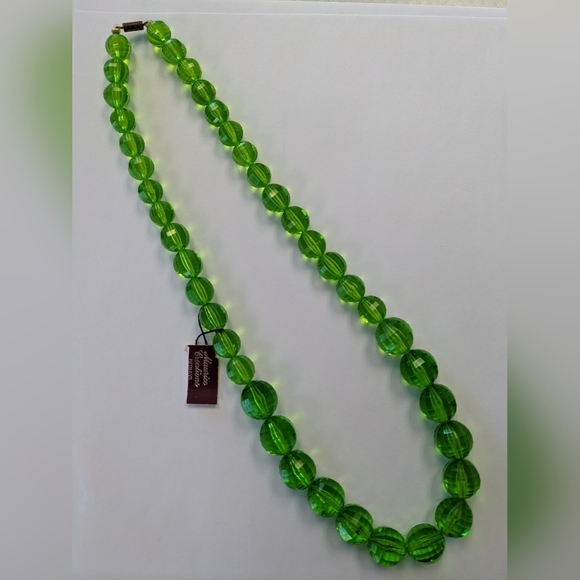 NOS NWT FIFTH AVE. GORGEOUS GREEN FACETED NECKLACE - Picture 8 of 12